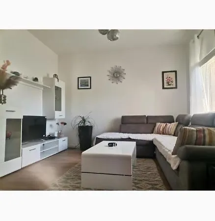 Golic Biograd Na Moru