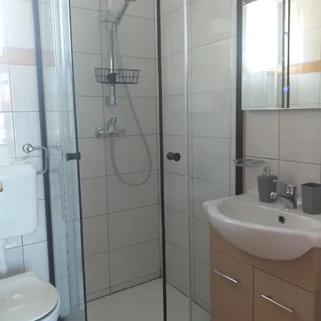 Apartman Golic *