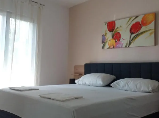 Golic Apartament *