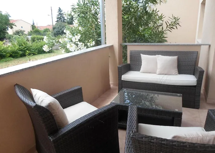 Golic Biograd Na Moru