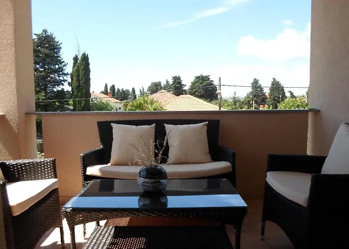 Golic Apartament *