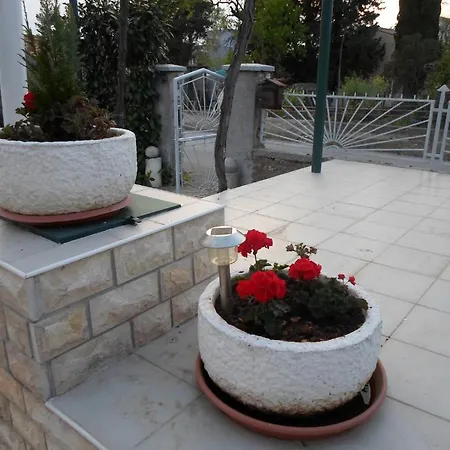 Golic アパート ビオグラード・ナ・モル